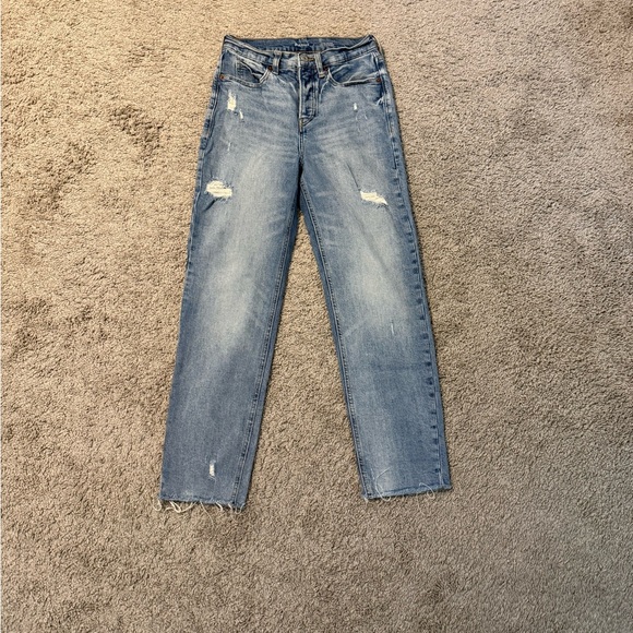 Old Navy Denim - Old Navy Light Blue Distressed Sky-Hi Straight Leg Jeans Size 2